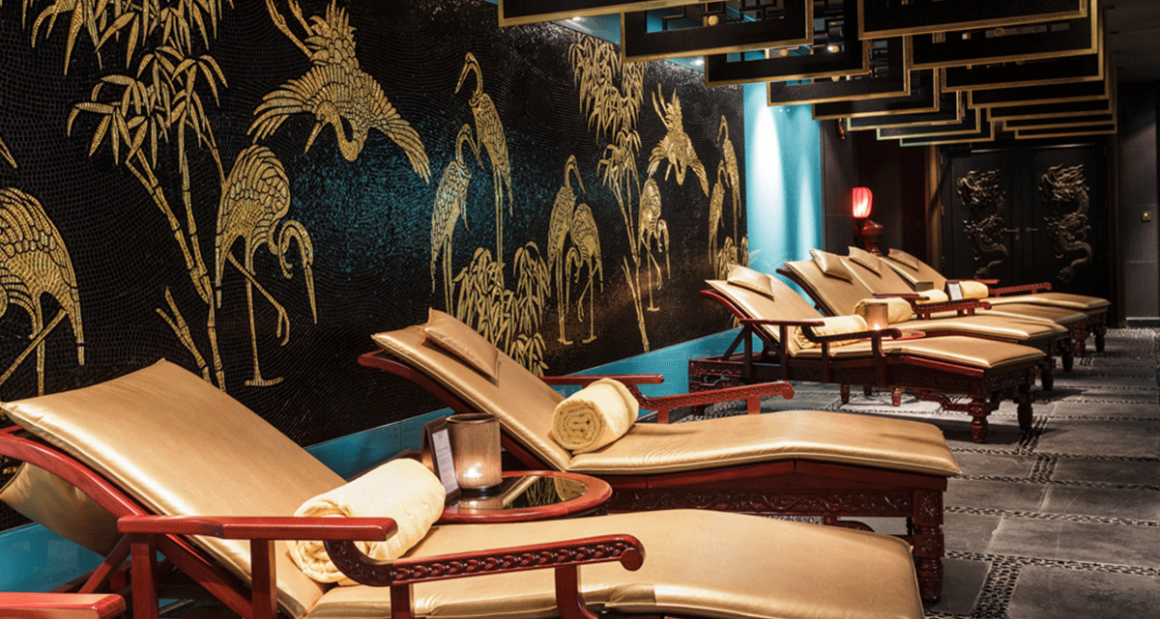 A glamorous lounging area. Photograph by Walter Shintani.